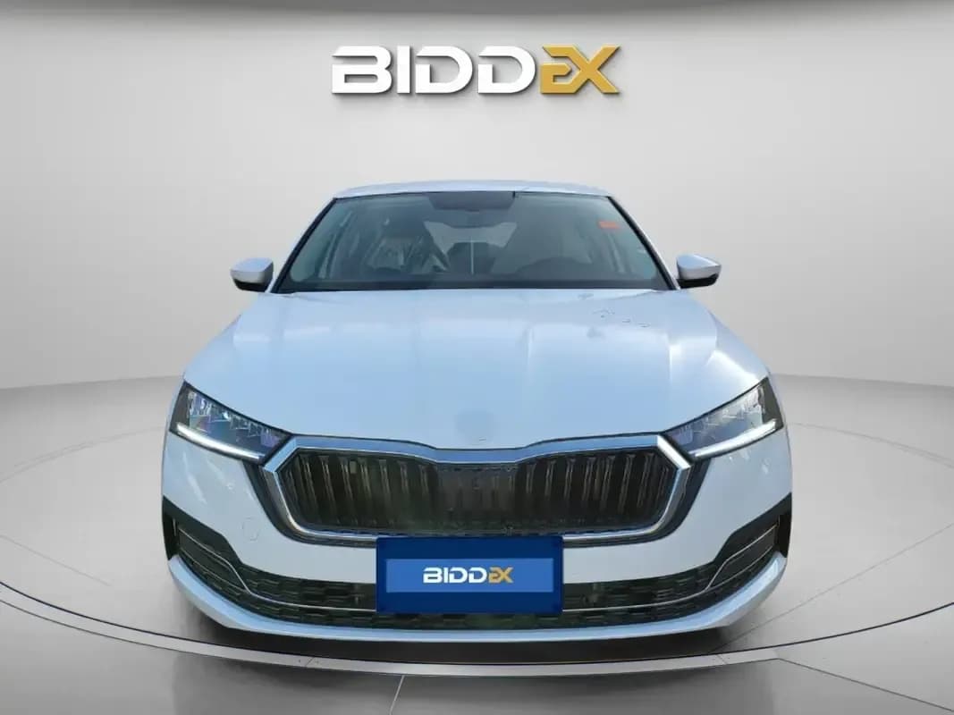 أودي A1 2022 A1 قياسي أسود أوتوماتيك — جديدة